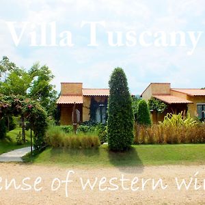 Villa Tuscany Country Resort